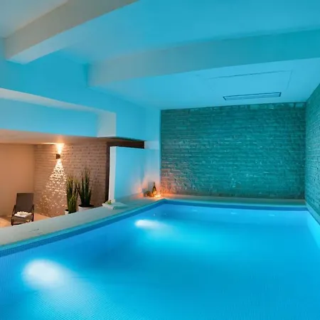 With 2 Pools, And Sauna Sunce Villa